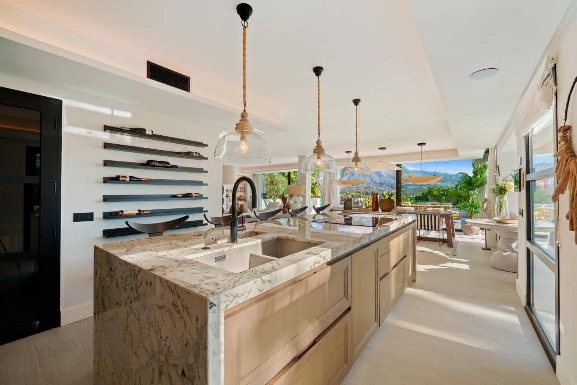 6 sovrum Villa till salu i Nueva Andalucia - 9 950 000 € (Ref: 9813613)