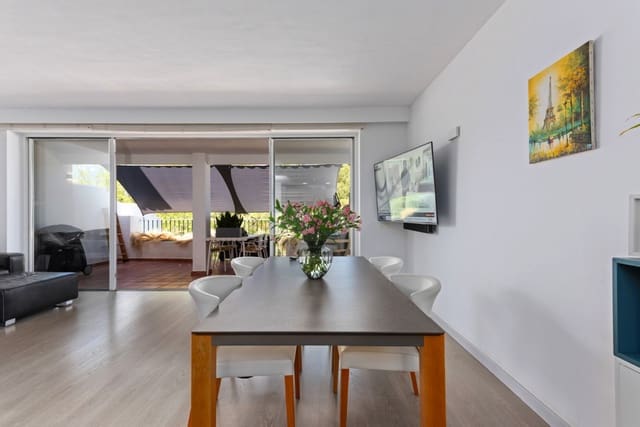 4 quarto Casa em Banda para venda em La Quinta, Benahavís - 799 000 € (Ref: 9813615)