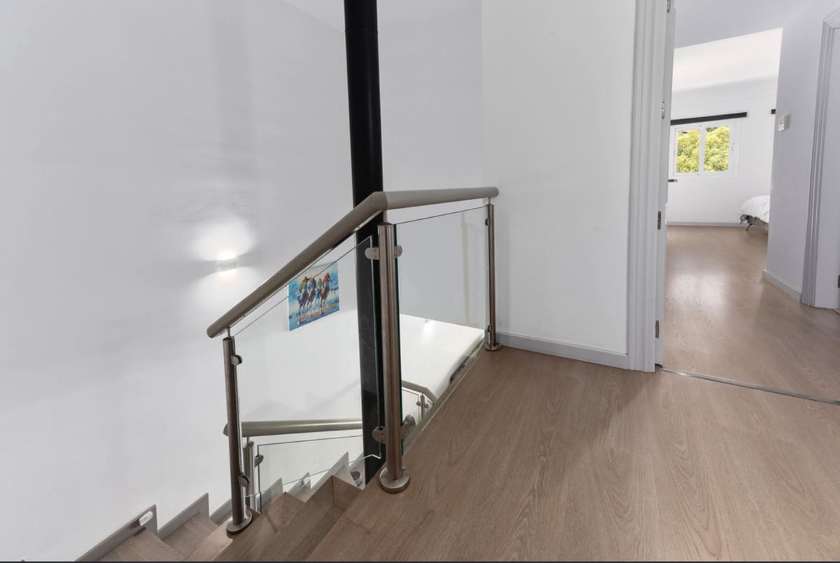 4 quarto Casa em Banda para venda em La Quinta - 799 000 € (Ref: 9813615)