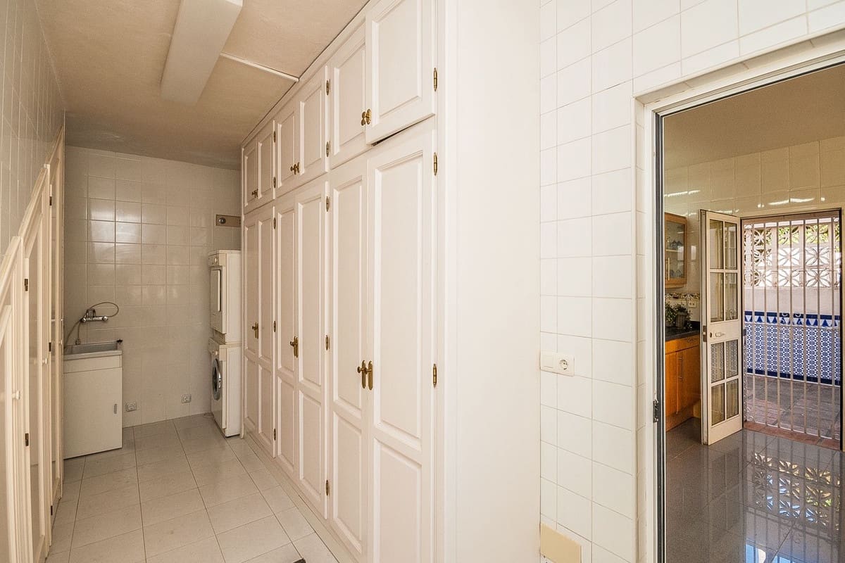 5 Zimmer Villa zu verkaufen in Calahonda - 1.195.000 € (Ref: 9813617)