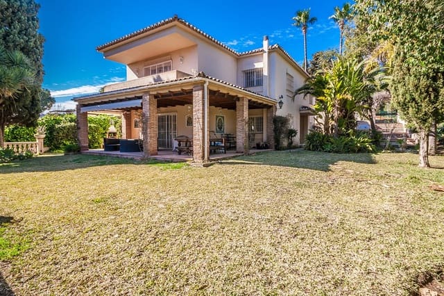 5 Zimmer Villa zu verkaufen in Calahonda, Mijas - 1.195.000 € (Ref: 9813617)