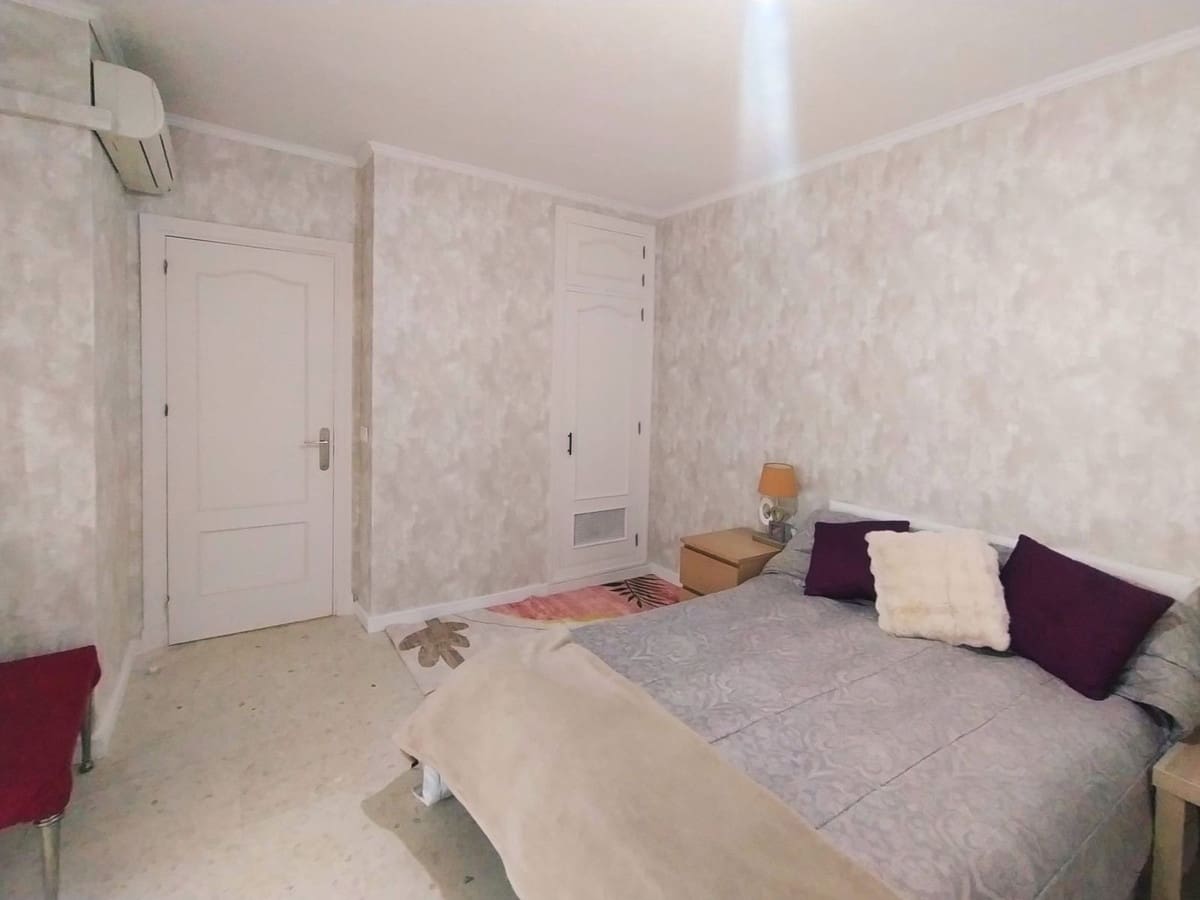 4 makuuhuone Omakotitalo myytävänä paikassa San Pedro de Alcantara - 430 000 € (Ref: 9815270)