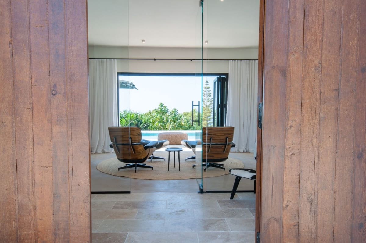 4 bedroom Villa for sale in Benissa - € 2,975,000 (Ref: 9816715)