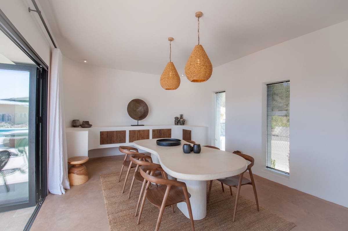 4 bedroom Villa for sale in Benissa - € 2,975,000 (Ref: 9816715)