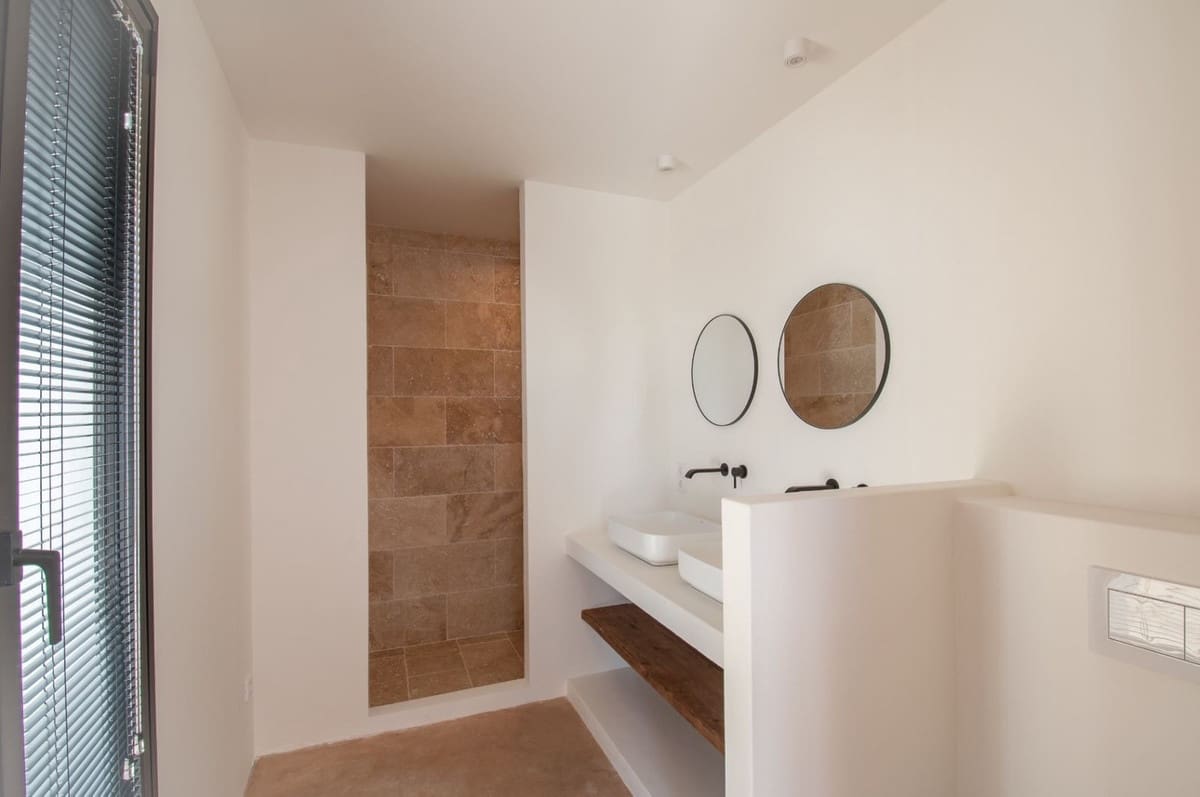 4 bedroom Villa for sale in Benissa - € 2,975,000 (Ref: 9816715)