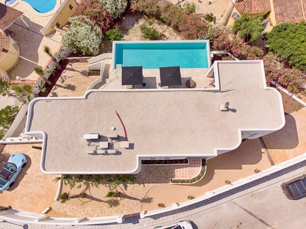 4 bedroom Villa for sale in Benissa - € 2,975,000 (Ref: 9816715)