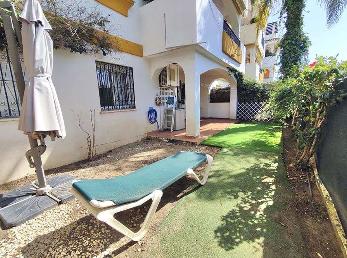 2 bedroom Apartment for sale in Marbella with garage - € 435,000 (Ref: 9816716)