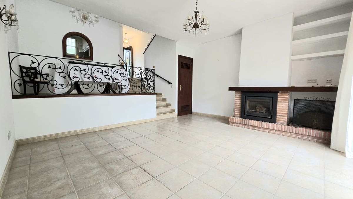 Casa de 3 habitaciones en Mijas Golf en venta - 359.000 € (Ref: 9816718)