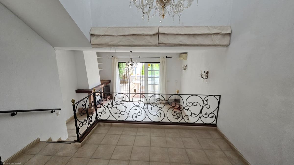 Casa de 3 habitaciones en Mijas Golf en venta - 359.000 € (Ref: 9816718)