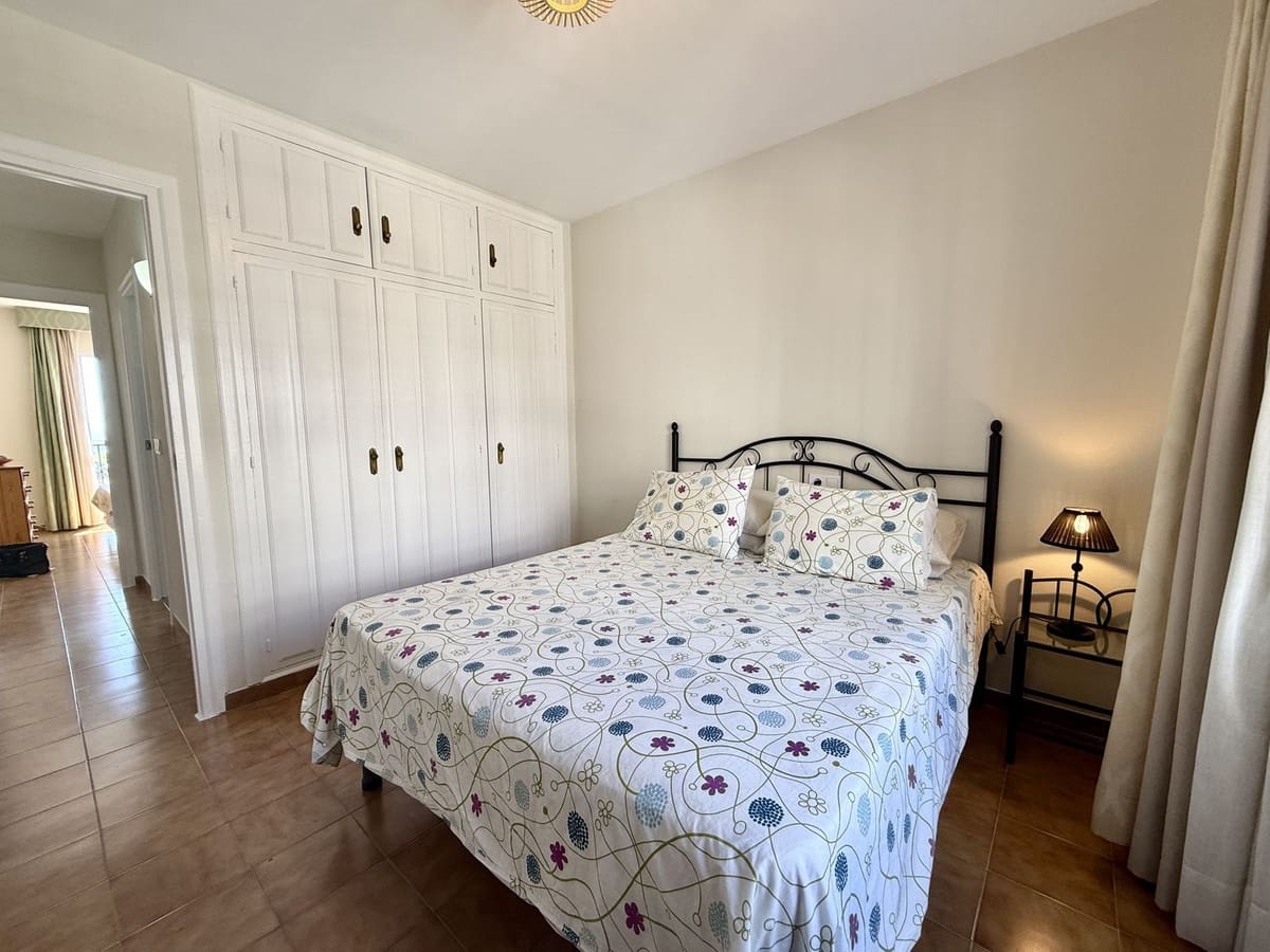 2 slaapkamer Appartement te koop in Riviera del Sol - € 359.000 (Ref: 9819699)