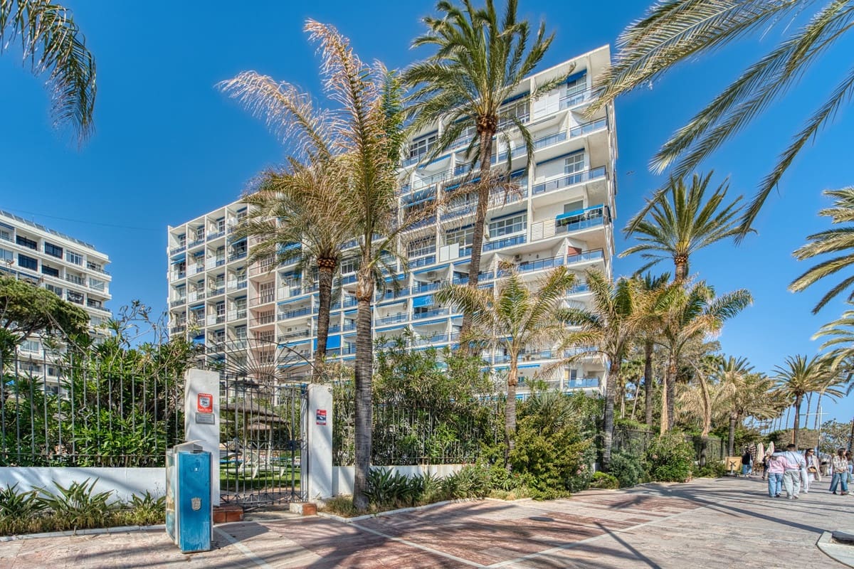 1 slaapkamer Appartement te koop in Marbella - € 725.000 (Ref: 9821797)