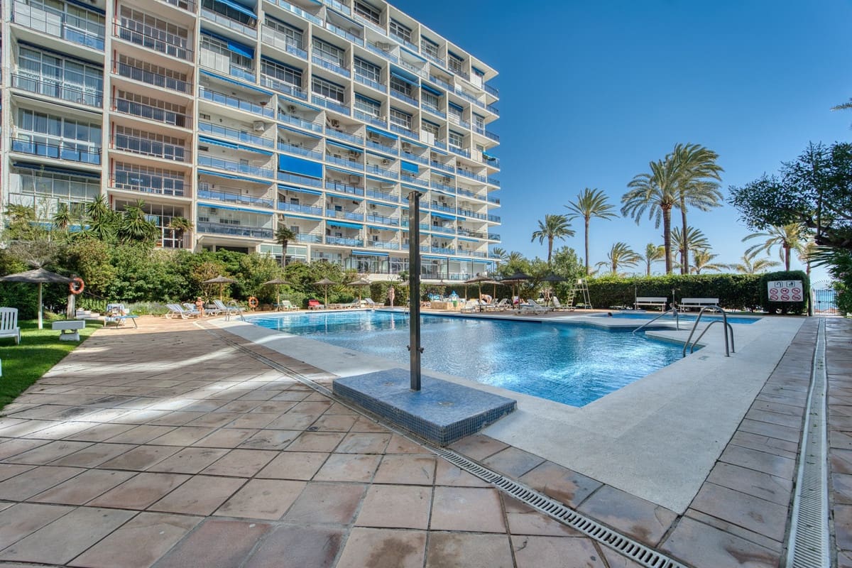 1 slaapkamer Appartement te koop in Marbella - € 725.000 (Ref: 9821797)