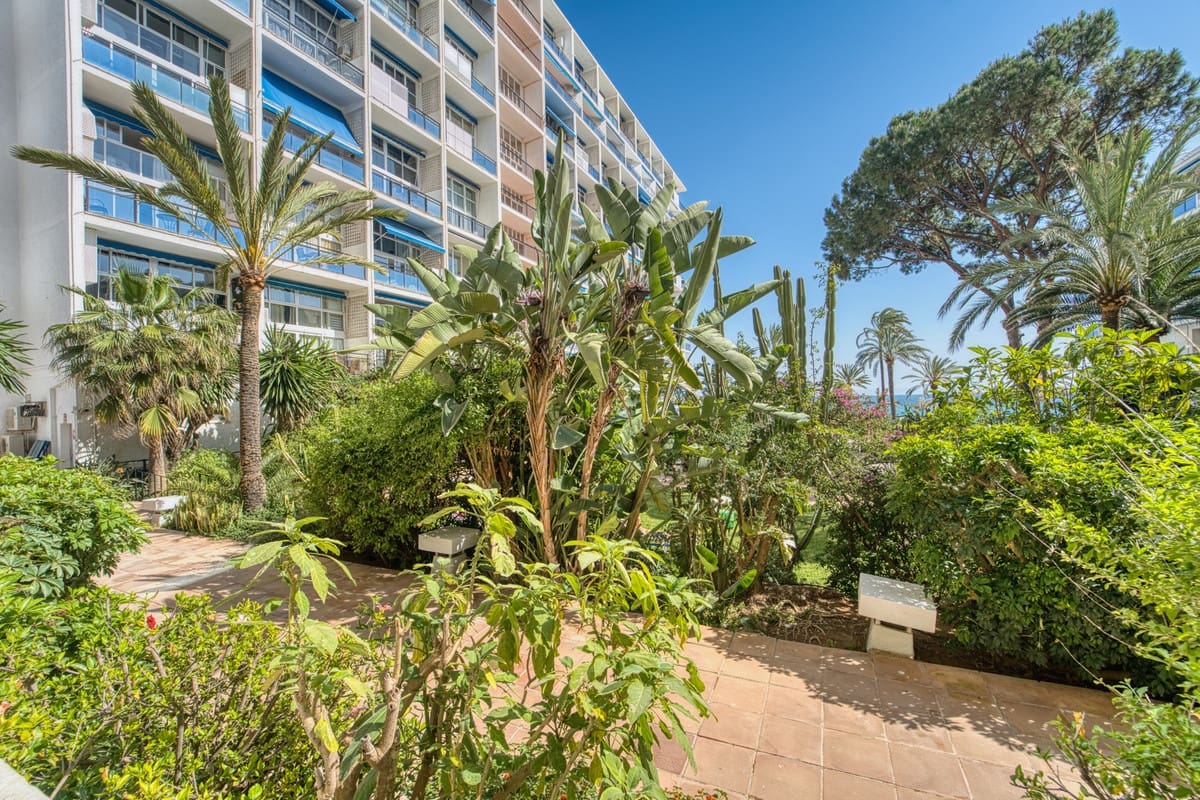 1 slaapkamer Appartement te koop in Marbella - € 725.000 (Ref: 9821797)