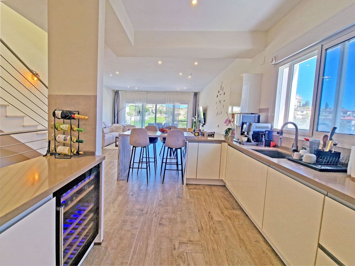 3 sovrum Finca/Hus på landet till salu i Riviera del Sol - 1 050 000 € (Ref: 9824313)