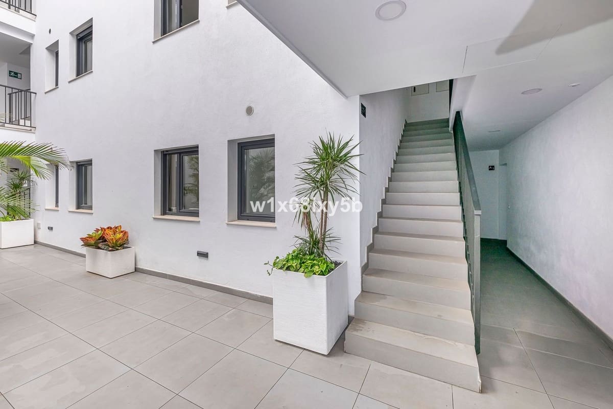 2 soverom Leilighet til salgs i Mijas med garasje - € 299 000 (Ref: 9824315)