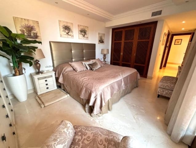 3 soverom Leilighet til salgs i Parque Central, Estepona med garasje - € 1 100 000 (Ref: 9826107)