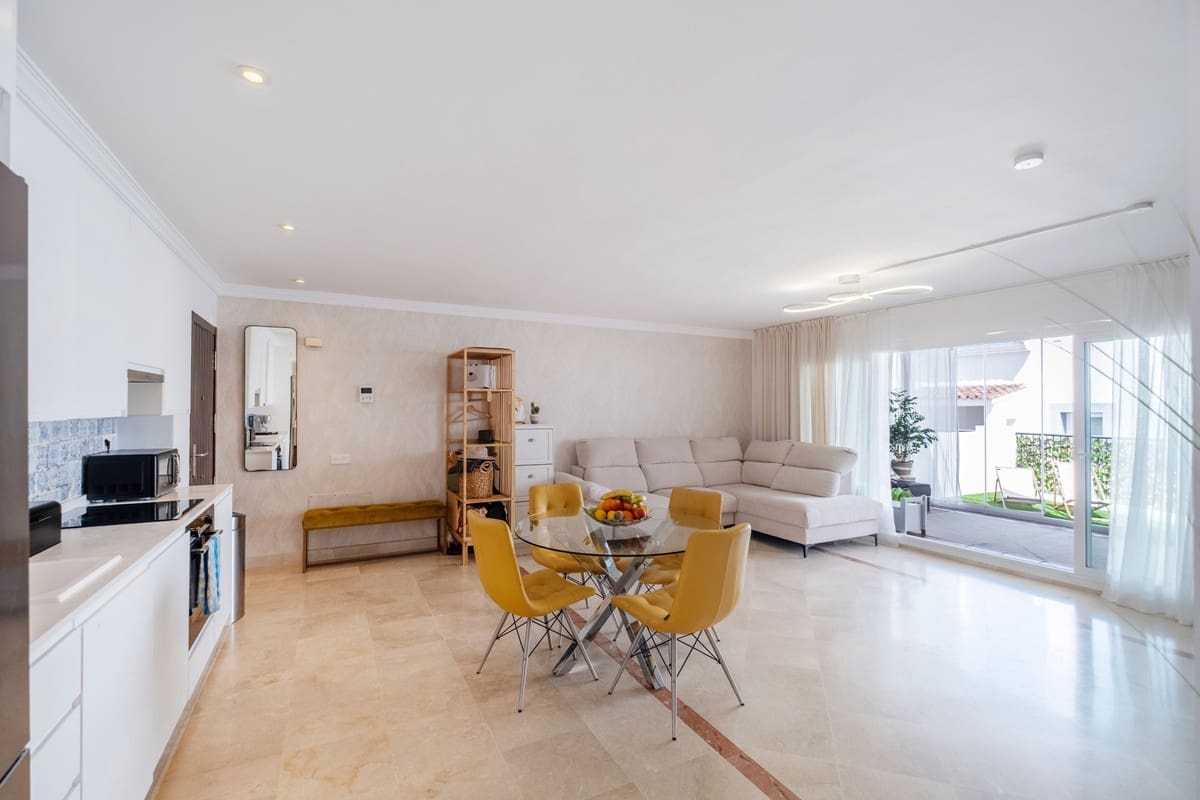 3 sovrum Lägenhet till salu i Benahavis - 597 000 € (Ref: 9826109)