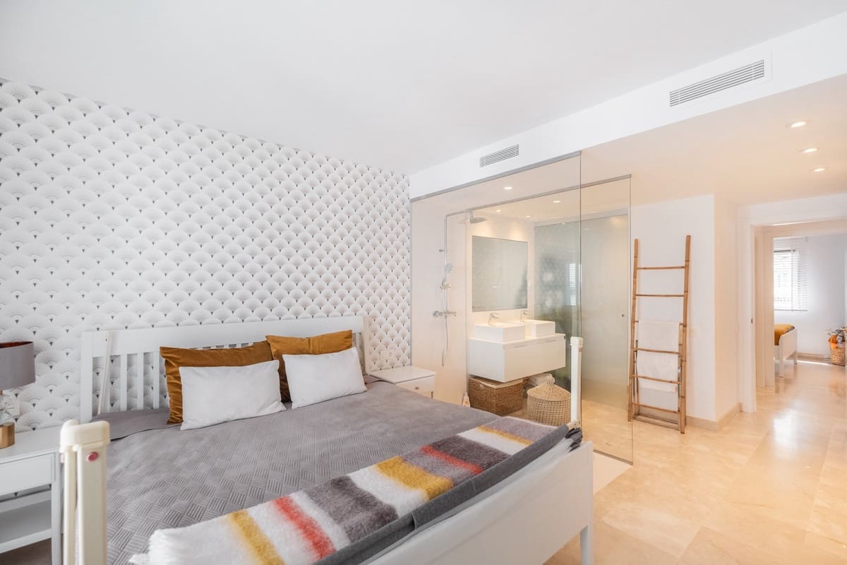 3 sovrum Lägenhet till salu i Benahavis - 597 000 € (Ref: 9826109)