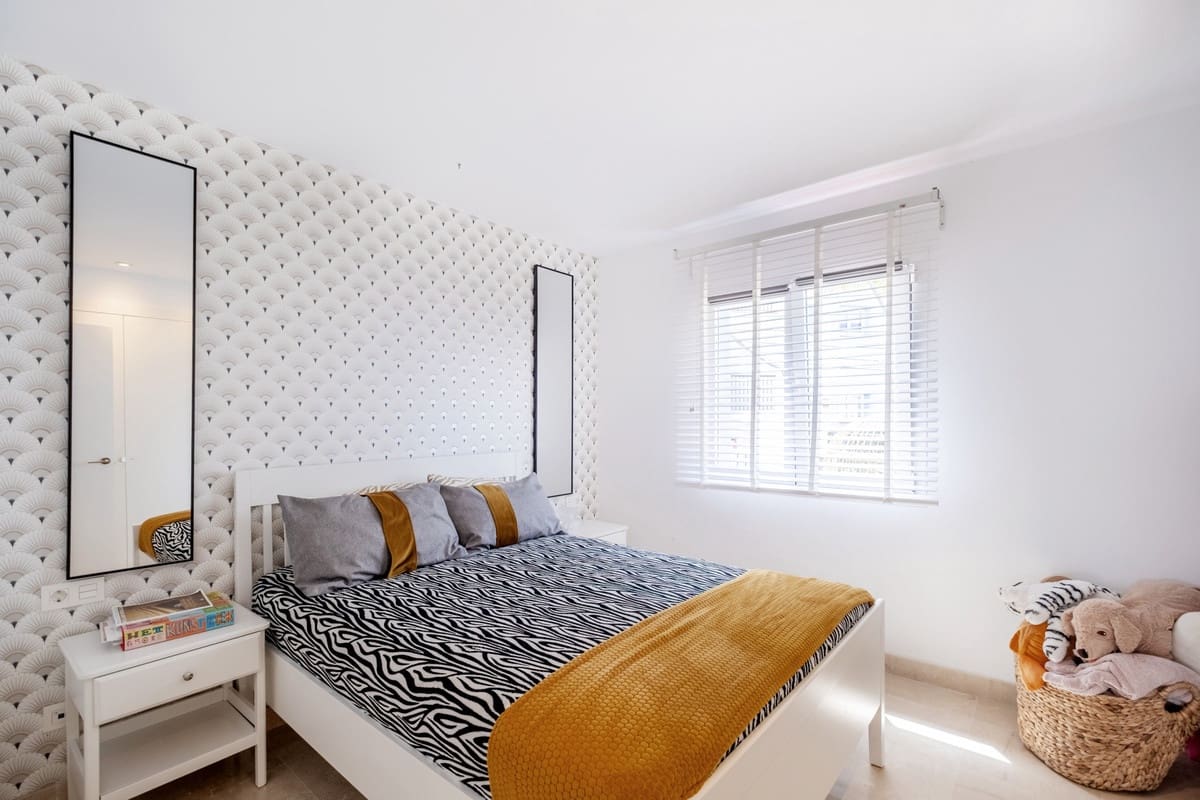 3 sovrum Lägenhet till salu i Benahavis - 597 000 € (Ref: 9826109)