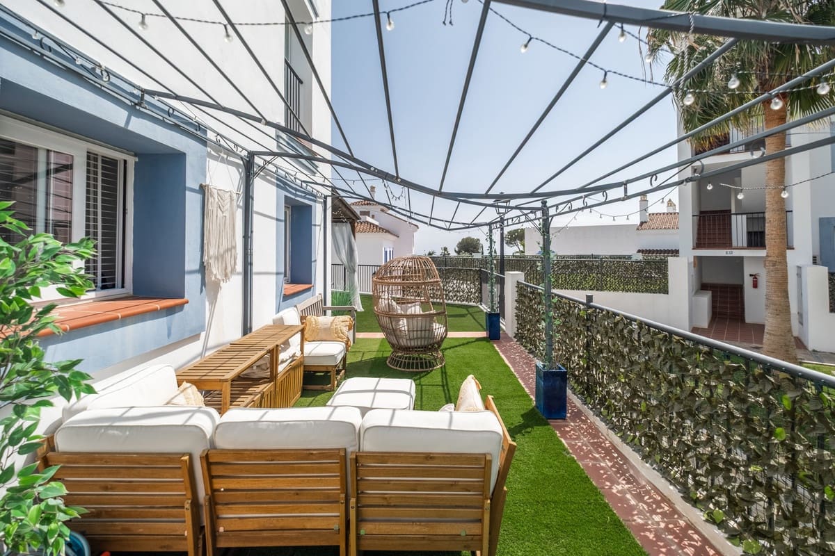 3 sovrum Lägenhet till salu i Benahavis - 597 000 € (Ref: 9826109)