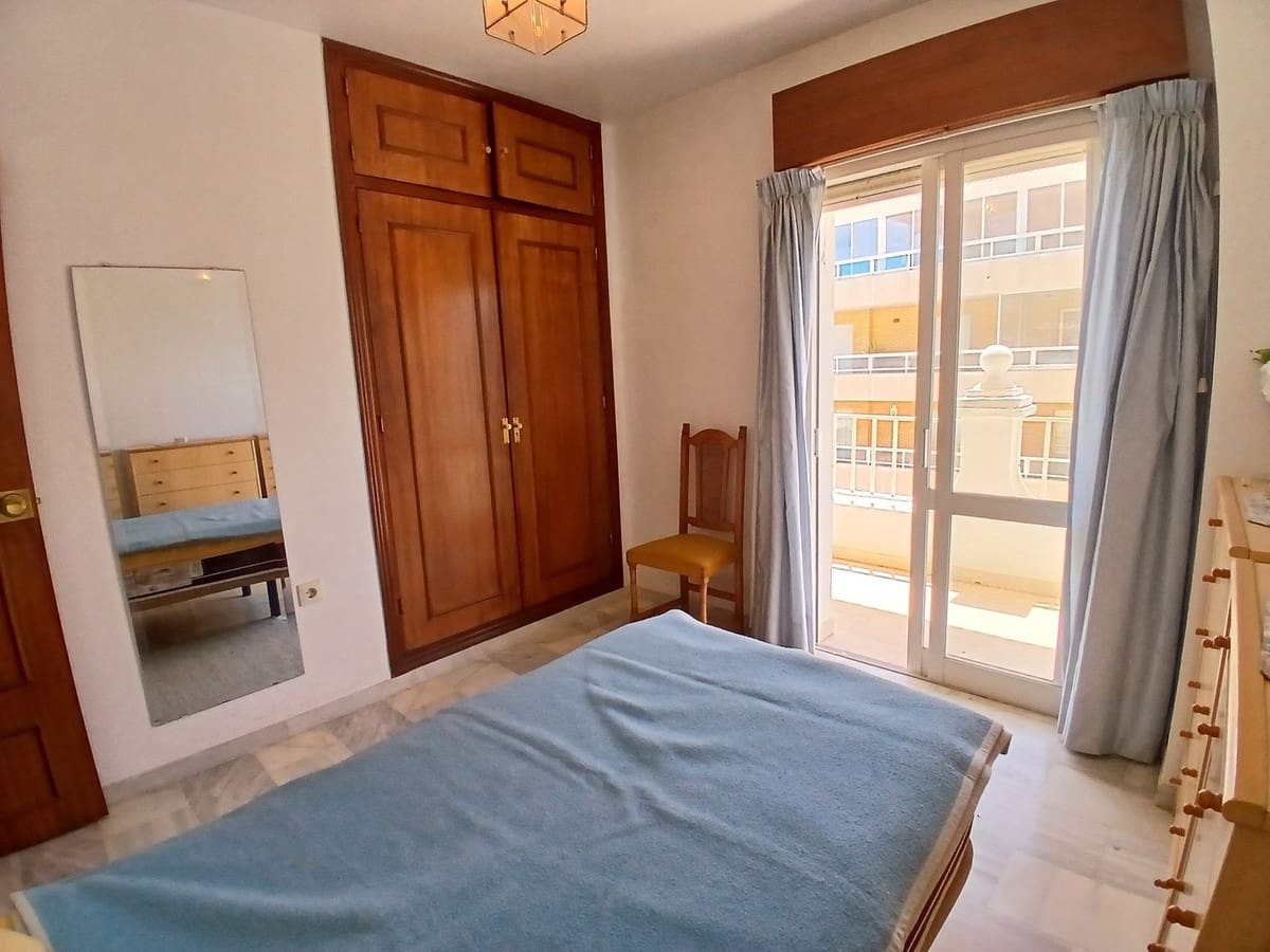 2 slaapkamer Appartement te koop in Fuengirola met garage - € 545.000 (Ref: 9830433)