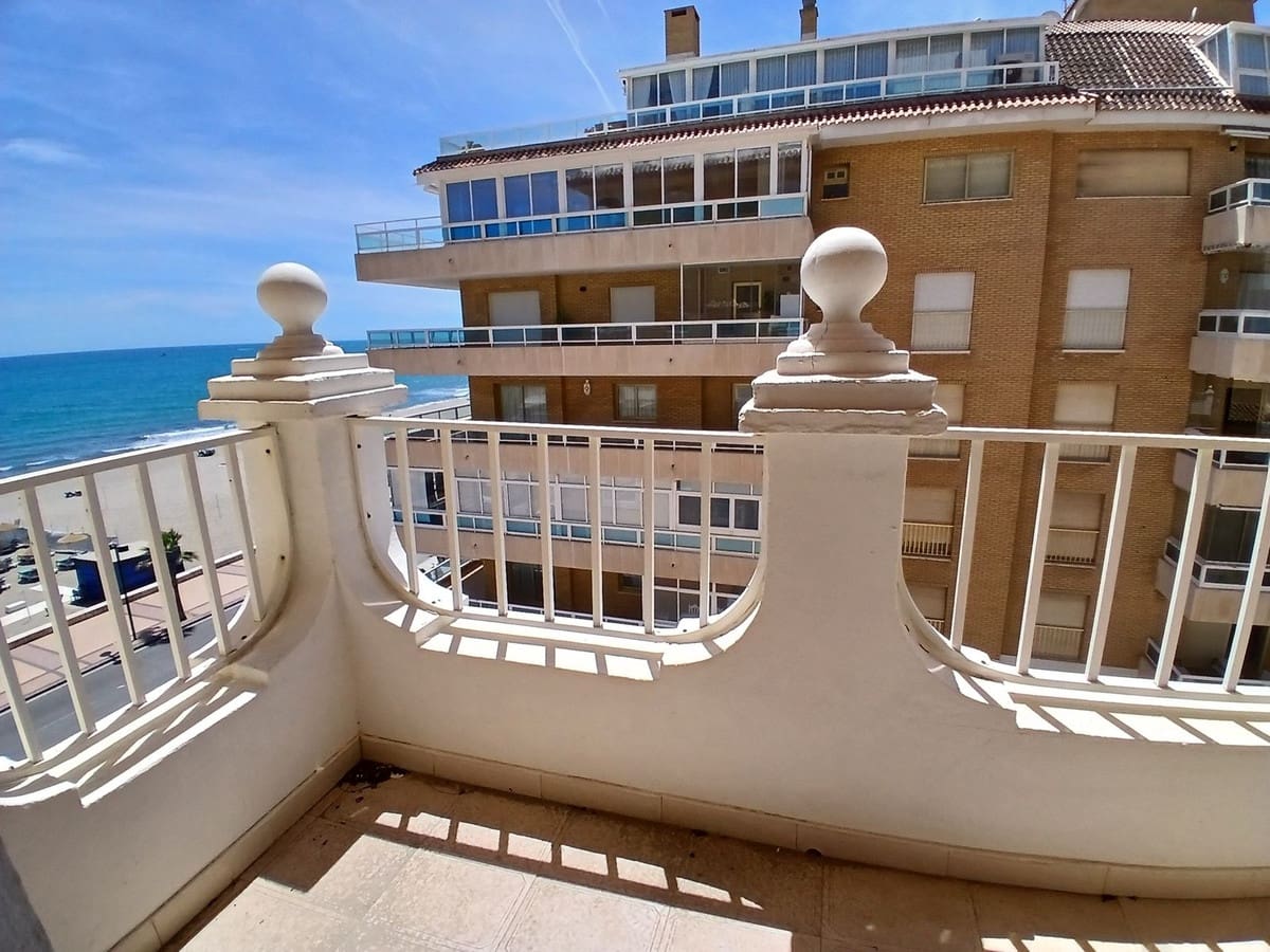 2 slaapkamer Appartement te koop in Fuengirola met garage - € 545.000 (Ref: 9830433)