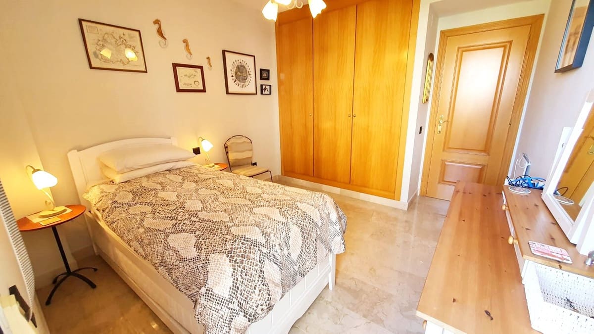 2 soverom Leilighet til salgs i Torrequebrada med garasje - € 399 000 (Ref: 9830435)