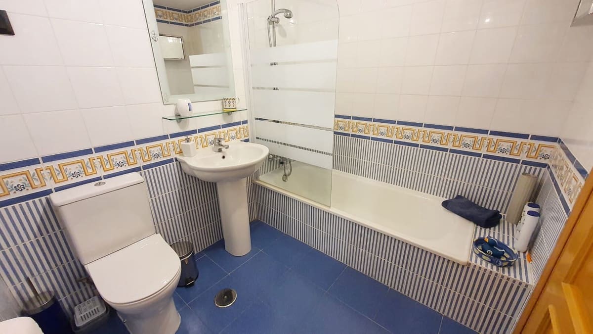 2 soverom Leilighet til salgs i Torrequebrada med garasje - € 399 000 (Ref: 9830435)