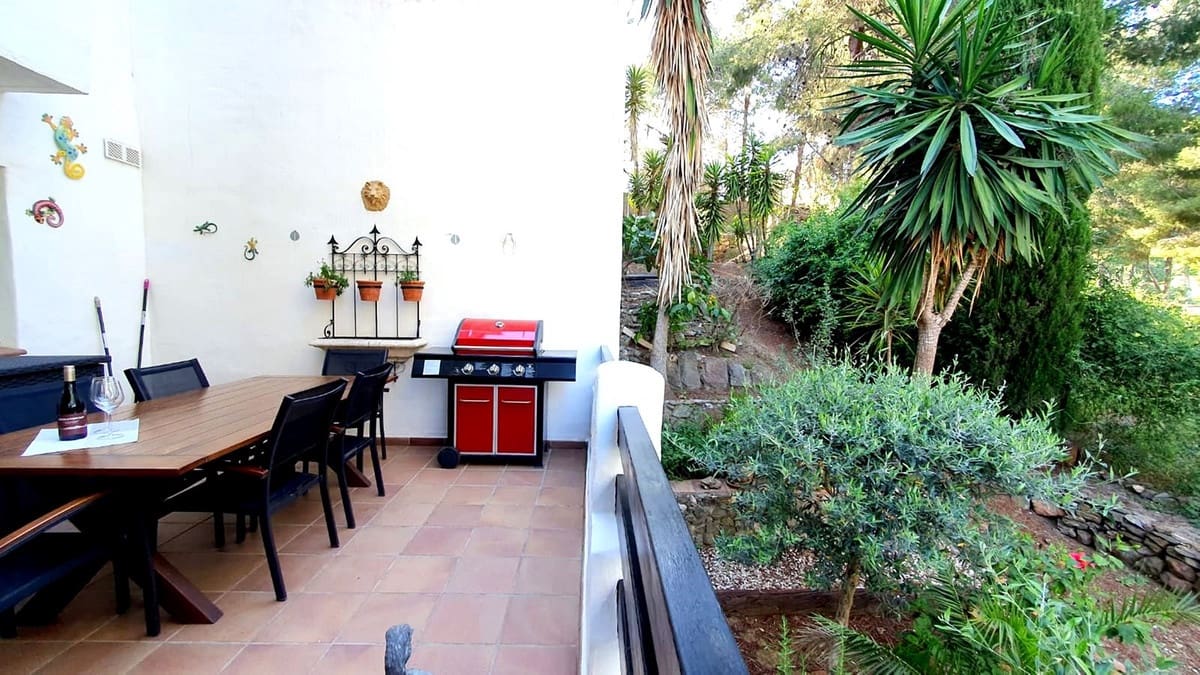 2 soverom Leilighet til salgs i Torrequebrada med garasje - € 399 000 (Ref: 9830435)