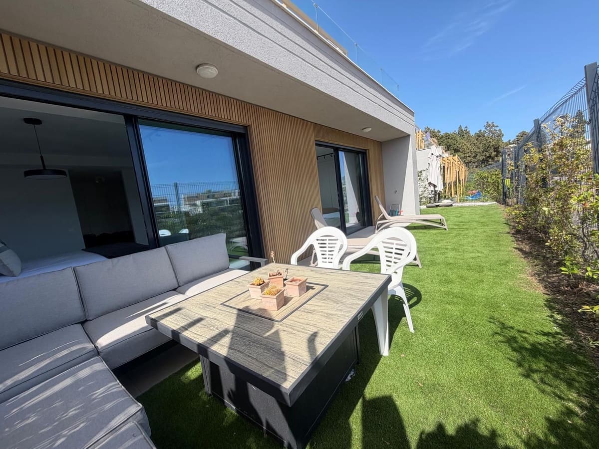3 bedroom Townhouse for sale in El Chaparral with garage - € 950,000 (Ref: 9830438)