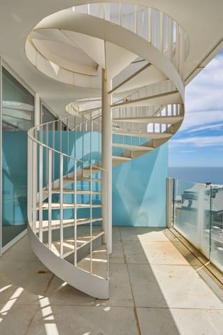 2 chambre Penthouse à vendre à Castillo Sohail, Fuengirola avec garage - 1 200 000 € (Ref: 9833077)
