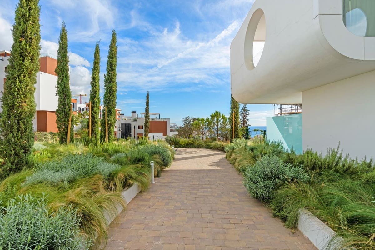 2 quarto Penthouse para venda em Fuengirola com garagem - 1 200 000 € (Ref: 9833077)