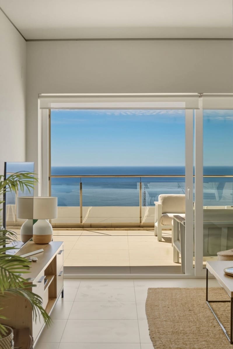 2 bedroom Apartment for sale in Benalmadena with garage - € 700,000 (Ref: 9833078)