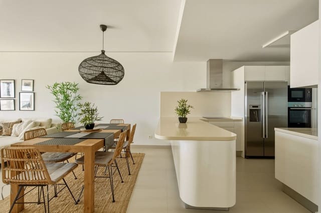 2 slaapkamer Appartement te koop in Solymar, Benalmádena met garage - € 700.000 (Ref: 9833078)
