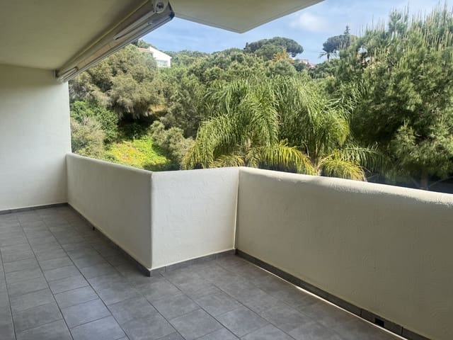 2 quarto Apartamento para venda em Elviria, Marbella com garagem - 420 000 € (Ref: 9833080)