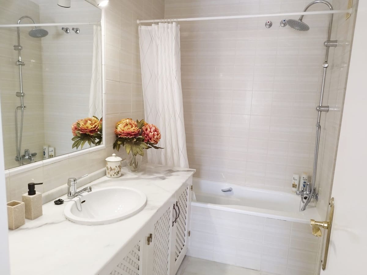 2 bedroom Apartment for sale in Mijas Golf - € 355,000 (Ref: 9833081)