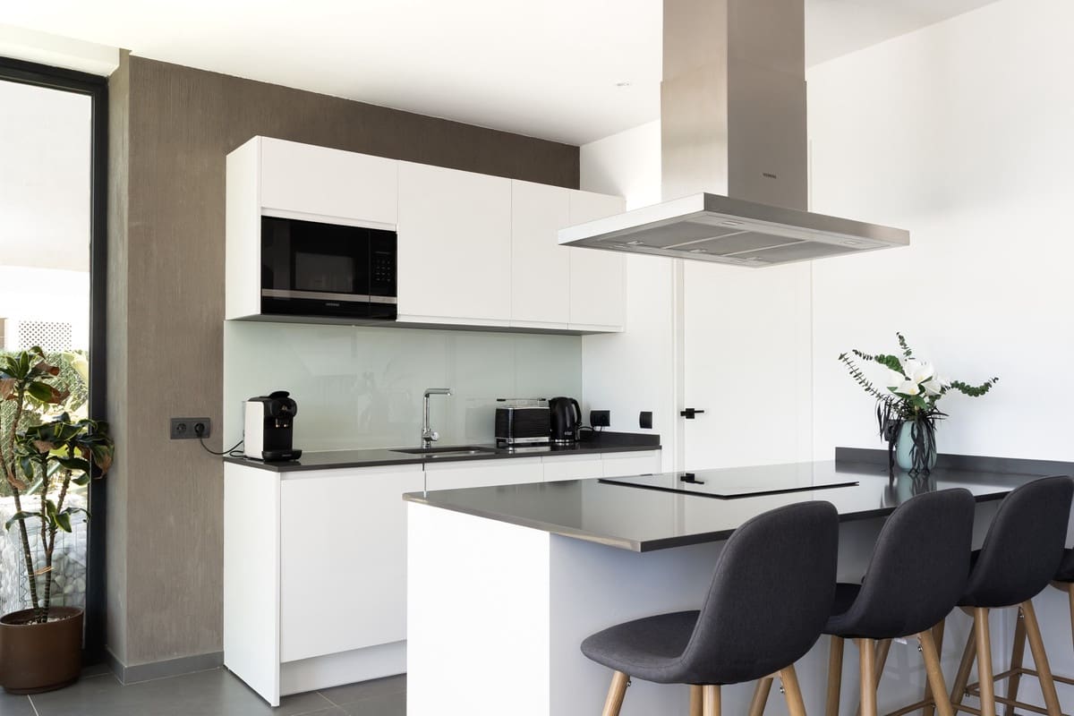 4 makuuhuone Huvila myytävänä paikassa Estepona - 1 295 000 € (Ref: 9833083)