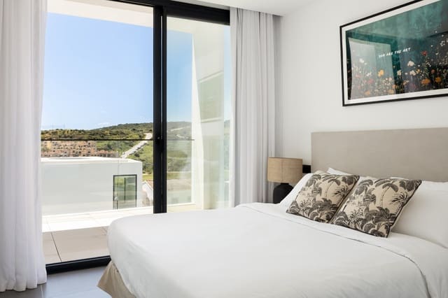 4 Zimmer Villa zu verkaufen in Valle Romano Golf, Estepona - 1.295.000 € (Ref: 9833083)
