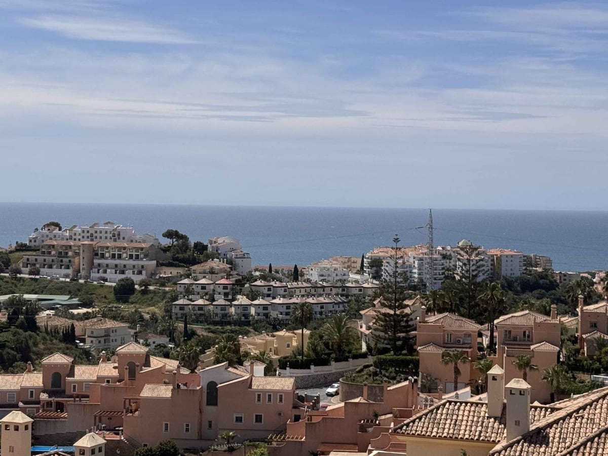 2 slaapkamer Penthouse te koop in Riviera del Sol - € 499.500 (Ref: 9834965)
