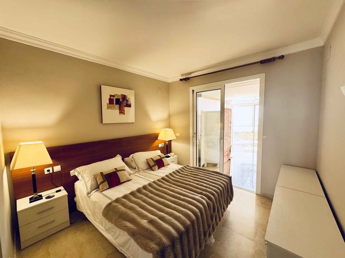 2 slaapkamer Penthouse te koop in Riviera del Sol - € 499.500 (Ref: 9834965)