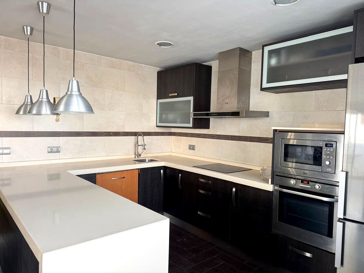 3 chambre Maison de Ville à vendre à Costalita avec garage - 499 000 € (Ref: 9834966)
