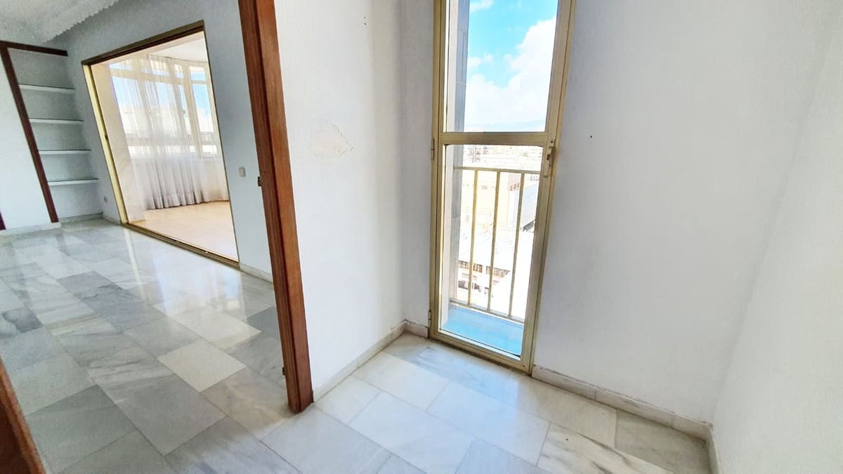 3 Zimmer Apartment zu verkaufen in Fuengirola - 489.000 € (Ref: 9834969)