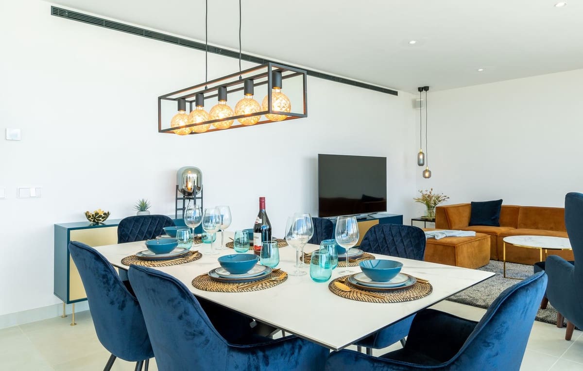 2 soveværelse Lejlighed til salg i Fuengirola med garage - € 620.000 (Ref: 9838731)