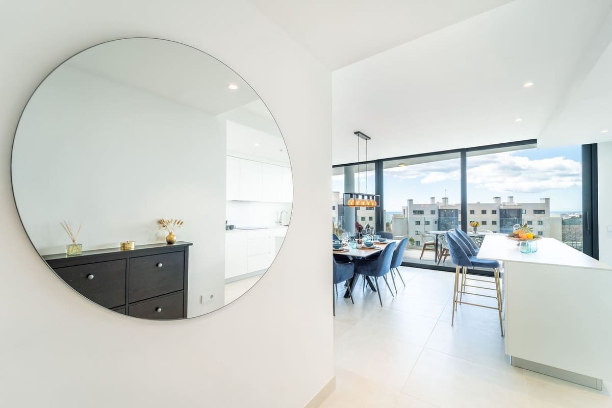 2 soveværelse Lejlighed til salg i Fuengirola med garage - € 620.000 (Ref: 9838731)