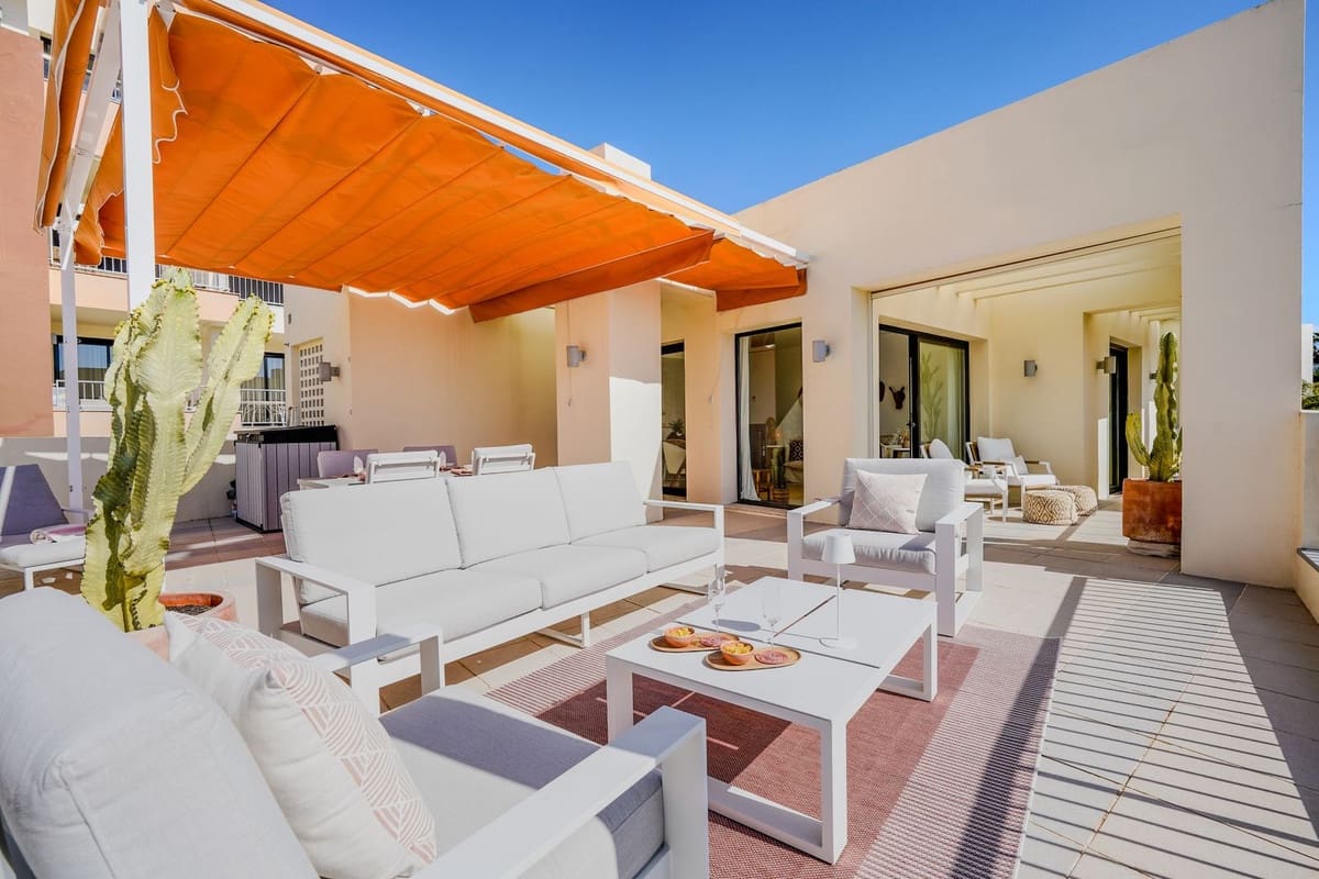 2 camera da letto Attico in vendita in Los Monteros con garage - 549.000 € (Rif: 9848434)