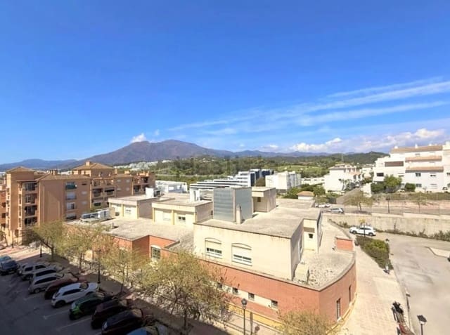 4 chambre Appartement à vendre à Parque Central, Estepona - 375 000 € (Ref: 9848435)