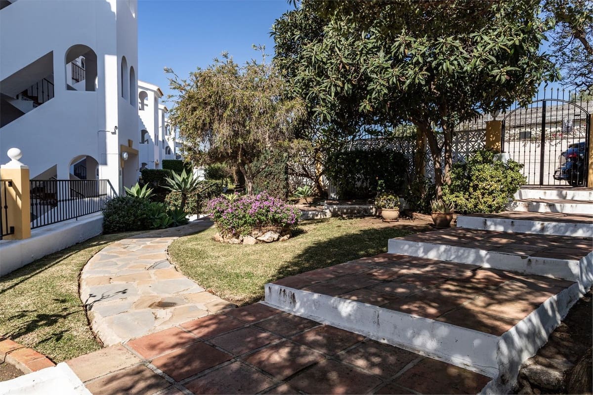2 chambre Appartement à vendre à Riviera del Sol avec garage - 319 000 € (Ref: 9848436)