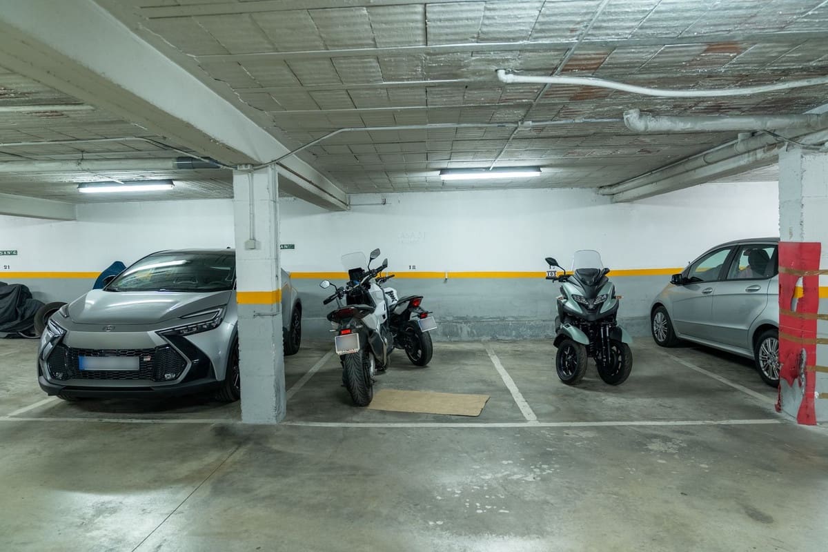 1 soveværelse Lejlighed til salg i Benalmadena Costa med garage - € 269.500 (Ref: 9848453)