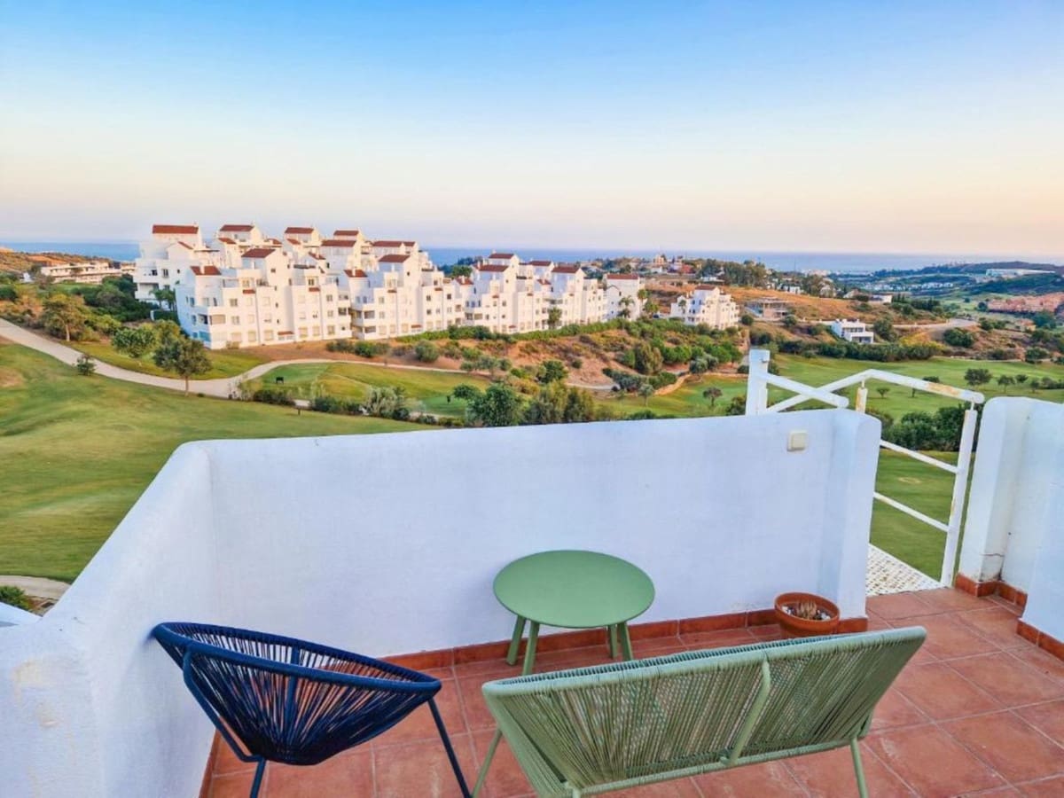 2 chambre Penthouse à vendre à Estepona avec garage - 289 900 € (Ref: 9848454)
