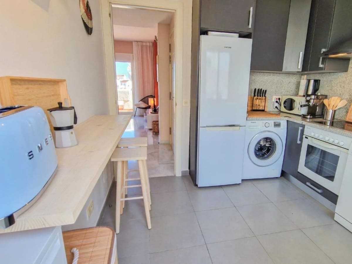 2 chambre Penthouse à vendre à Estepona avec garage - 289 900 € (Ref: 9848454)